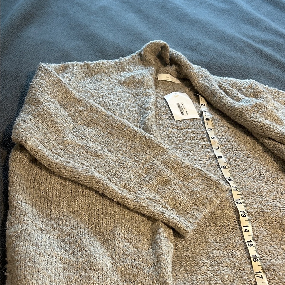 Cozy Gray Knit Cardigan - Picture 5 of 10